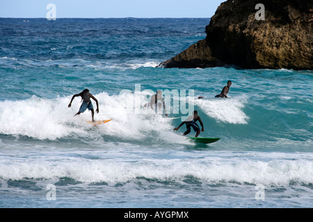 Jamaika Boston Bay Surfer Stockfoto