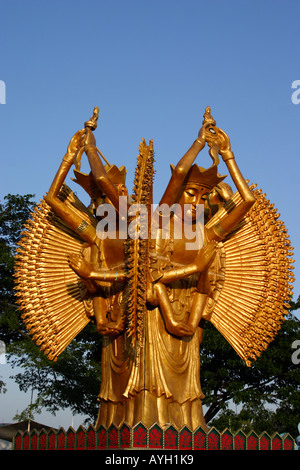 Tausend Augen und Hände der barmherzigen Gott. Die Laterne ist inspiriert durch den Gott im Tempel Kai Feng, Südchina. Stockfoto