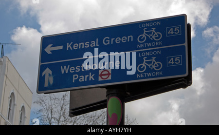 Cycle Route Zeichen, Notting Hill, London, England, UK Stockfoto