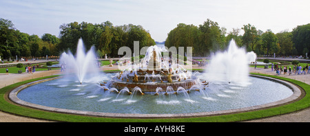 17. Jahrhundert Barock Palast-Garten Brunnen bei Louis X1V Palast von Versailles, France Stockfoto