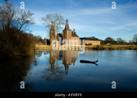 Schloss Hoensbroek in Heerlen, Niederlande, Grabenlöffel Schloss Hoensbroek in Heerlen, Niederlande, gegründet im Jahre 1250 Stockfoto