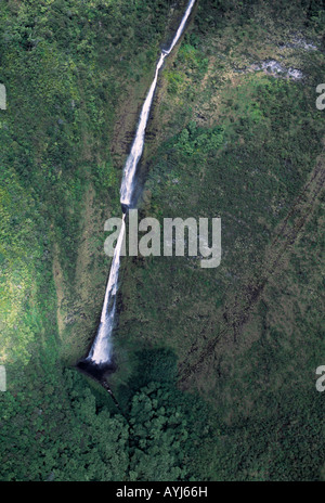 Luftaufnahme des Wasserfalls, remote Vally auf großen Inseln Ostküste, Hawaii, USA Stockfoto