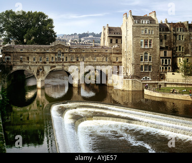 GB - SOMERSET: Pulteney Bridge in die Stadt Bath Stockfoto