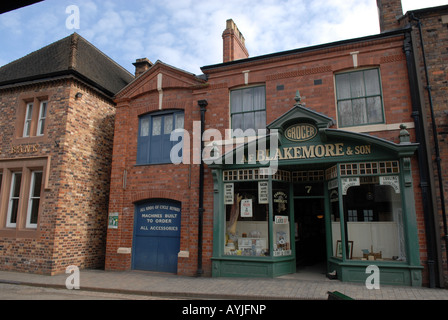 Blists Hill viktorianischen Stadt in Telford Shropshire der Lebensmittelhändler shop Stockfoto