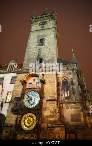 Altes Rathaus In Prager Altstädter Ring in der Nacht Stockfoto