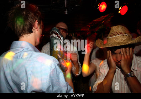 Gäste bei einem Fear and Loathing in Las Vegas party, Juni 2006, London Stockfoto