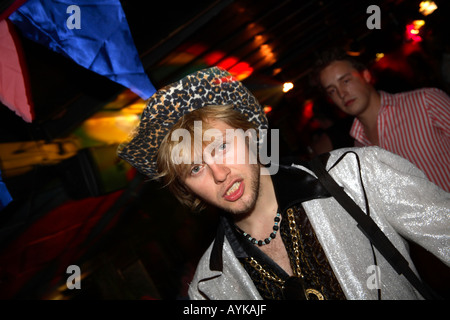 Gäste bei einem Fear and Loathing in Las Vegas party, Juni 2006, London Stockfoto