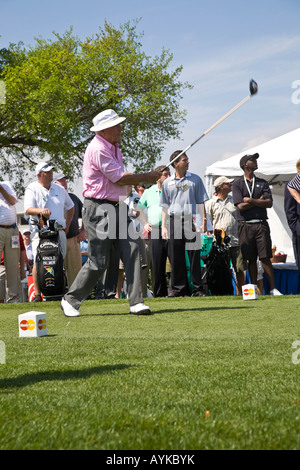 Am Abschlag ist Box Arnold Palmer eine Legende im golf Stockfoto