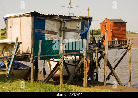 Yacht-Liegeplätze bei Ebbe am auf dem Fluß Wyre Lancashire Stockfoto