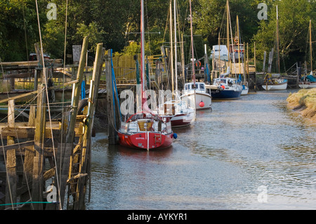 Yacht-Liegeplätze in Skippool durch den Fluß Wyre Lancashire Stockfoto