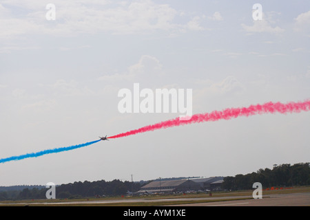 Red Arrows auf Crossover Farnborough 2006 Stockfoto