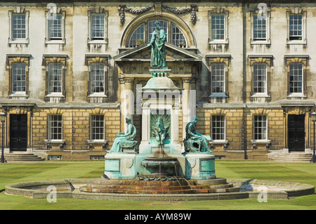 Gibbs, Gebäude und Statue von König Henry VI Kings College Cambridge Cambridgeshire England UK GB EU Europa Stockfoto