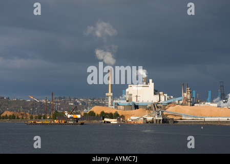 Industriegebiet von Tacoma, WA Tide Wohnungen Stockfoto