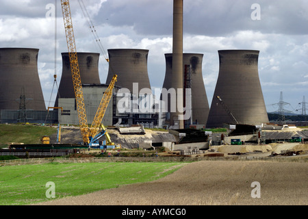 Brücke im Bau M62 A1 Kreuzung Ferrybridge Kraftwerk in der Nähe Stockfoto