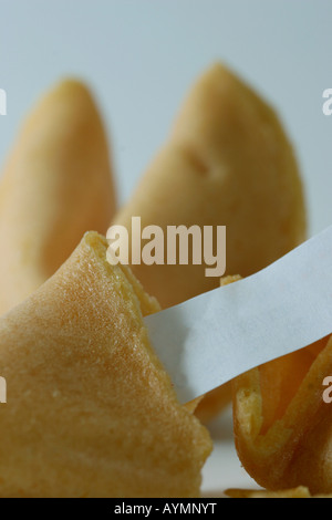 Glückskekse mit leerem Papier Makro Stockfoto