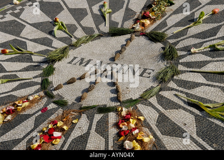 Das Mosaik vorstellen Denkmal zu John Lennon Central Park New York Stockfoto