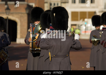 Guards Band spielt Musik in der Mall während der Parlamentseröffnung Prozession November 2006 Stockfoto