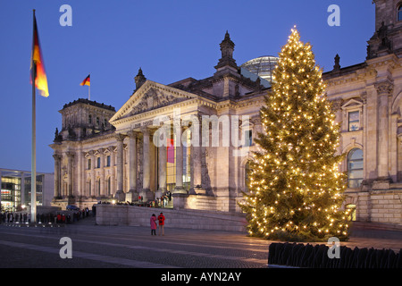 Europa Europa Deutschland Deutschland Berlin Mitte Reichstag Wohnaccesoires Weihnachten Stockfoto