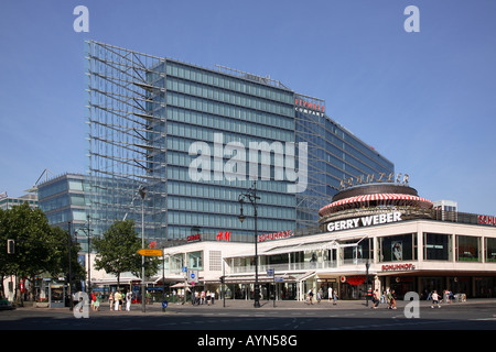 Europa Europa Deutschland Deutschland Kurfürstendamm Neues Kranzlereck Charlottenburg Wilmersdorf Stockfoto