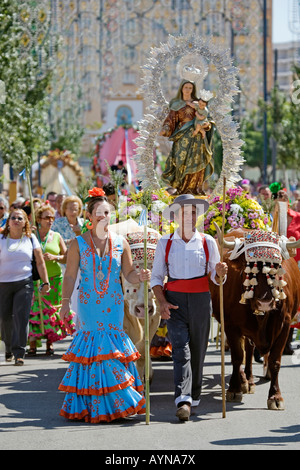 Wallfahrt zu Ehren der Jungfrau des Rosenkranzes in der Sonne fair Fuengirola Malaga Küste Andalusien Spanien Stockfoto