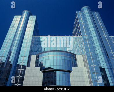 Belgien-Brabant Brüsseler Politik die blaue Glas Gebäude Fassade Europäischen Parlaments Stockfoto
