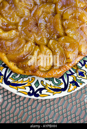 Upside-down Apfelkuchen nach einem französischen Rezept Tarte Tatin Stockfoto