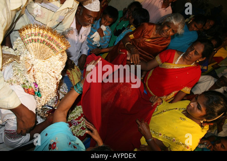 MOO Dikhai Zeremonie Teil des islamischen Hochzeit, Tamil Nadu, Südindien Stockfoto
