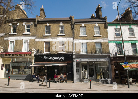 Sonntagmorgen ruhige Straßen von Blackheath Village South East London SE21 London Vereinigtes Königreich ruhiges Vale SE21 2008 2000er Jahre HOMER SYKES Stockfoto