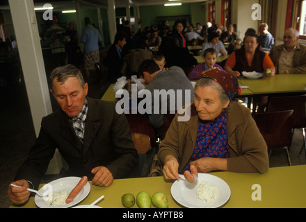 Friedland Refugee Camp in Westdeutschland. Sowjetisch-deutschen zurück als Rückzugsgebiete aus der Sowjetunion in die Freiheit. Stockfoto