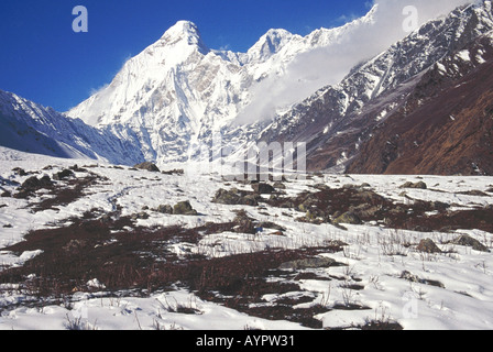 Nandadevi East Base Camp Nanda Devi Berggipfel rechts vom Pachhu Gletscher Uttaranchal Indien gesehen Stockfoto