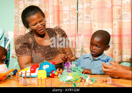 Frau mit AIDS Waisen, Gaborone, Botswana, Afrika Stockfoto