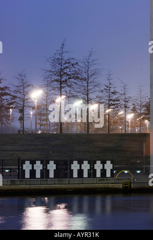 Sieben Kreuze mit den Namen von Chris Gueffroy, Wolf Olaf Muszinski, Lutz Haberland, Axel Hannemann, Philipp Held, Werner Probs Stockfoto