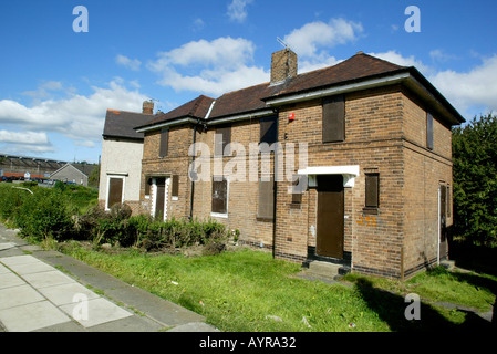 Leeren und verlassenen Häusern bereit für den Abriss in Sheffield South Yorkshire Stockfoto