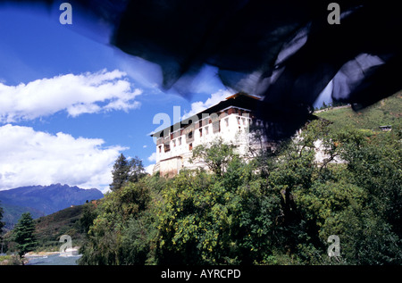 Rinpung Dzong, auch bekannt als Paro Dzong, die massive Festung ist auch das administrative Zentrum der Dzonkhag, Bhutan Stockfoto