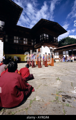 Kindermönche in Tangbi Mani Tsechu (Festival), Bhutan Stockfoto