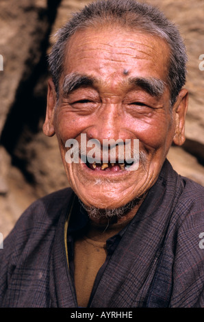 Porträt eines zahnlosen, Bhutan Stockfoto