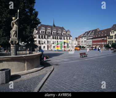 Spaetgotisches Rathaus Und Brunnen Auf Dem Marktplatz in Naumburg, Naturpark Saale-Unstrut-Triasland, Sachsen-Anhalt Stockfoto