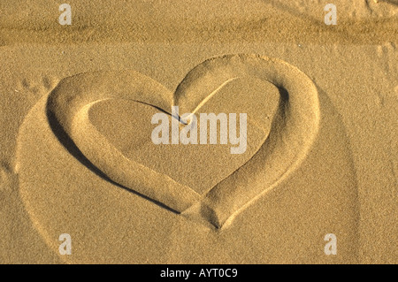 Liebe Herz in Sand gezeichnet Stockfoto