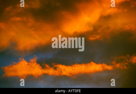 Sonnenuntergang Wolke Stockfoto