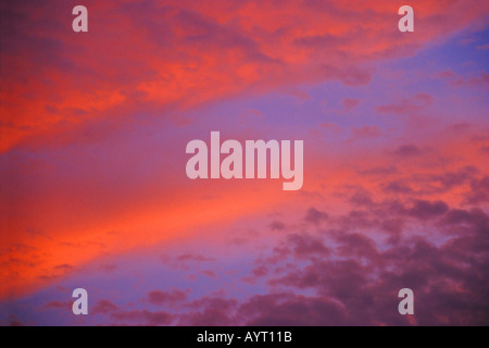 Sonnenuntergang Wolke Stockfoto