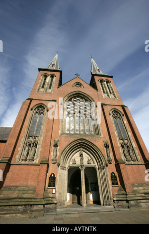 Stadt von Birmingham, England. Birminghams römisch-katholischen Heiligen Tschads Kathedrale St. Chad Zirkus. Stockfoto