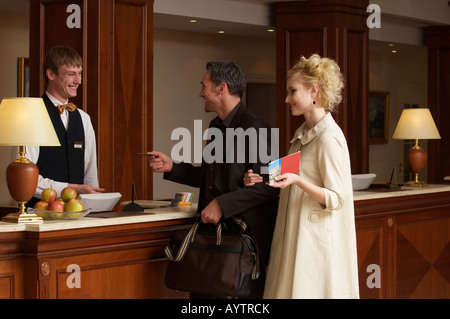 Paar-Check-in Stockfoto