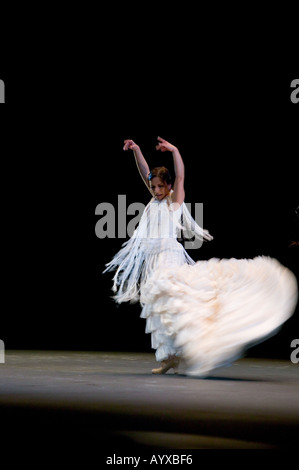 Eva Yerbabuena führt beim Flamenco Festival USA in New York City Center Hall New York USA 29. Januar 2005 Stockfoto