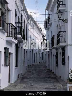 Enge Gasse, Weisse Haeuser, Weisse Stadt, Frigiliana, Malaga, Andalusien Stockfoto