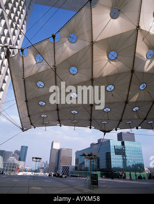 Dachkonstruktion der La Grande Arche De La Defense bin Platz De La Defense in Paris, Frankreich, Architekt Johan Otto Von Spreckelsen Stockfoto