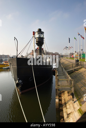 Verschmähen Sie, schwimmende Feuerschiff ankern in Hull Marina East Yorkshire England UK Stockfoto