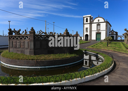 Die Kapelle von Nossa Senhora da Ajuda, in Fenais da Ajuda. Insel Sao Miguel, Azoren, Portugal. Stockfoto