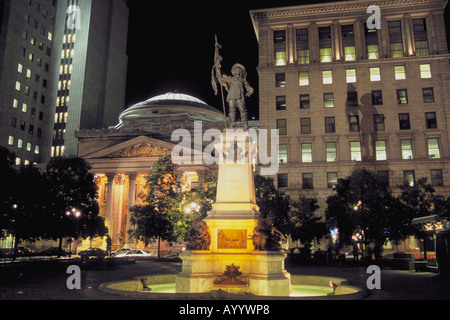 Kanada Québec Montréal statt d Armes Maisonneuve statue Stockfoto