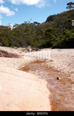 Ein Strand im Freycinet National Park Tasmanien Australien. Stockfoto