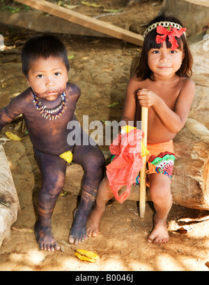 Embera Kinder Chagres River Panama Stockfoto